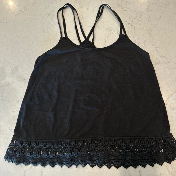 American Eagle Outfitters Tops - American Eagle Outfitters Black Camisole with Lace Hem